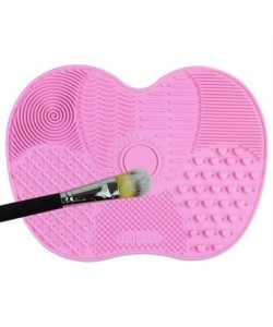 BUFFER® Pratik Kolay Makyaj Fırçası Temizleme Matı Aparatı Aleti